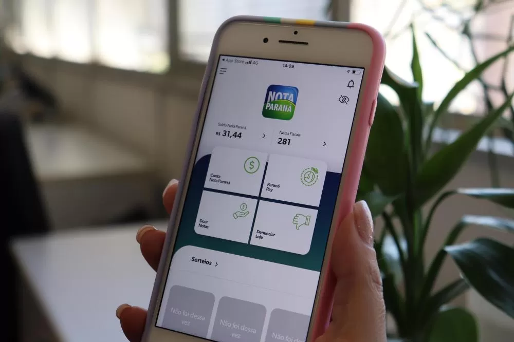Prêmios de R$ 1.000 do Nota Paraná saem para moradores de 44 cidades. Foto: Gaby Smek/SEFA