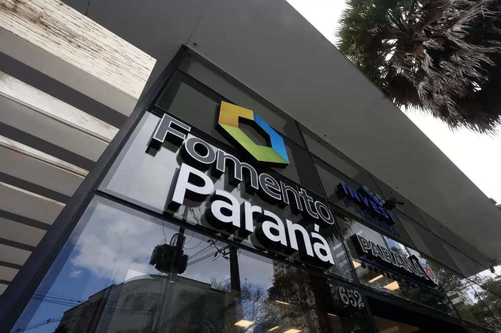 Sede da Invest Paraná, e Fomento Paraná. Foto: Albari Rosa/Arquivo AEN