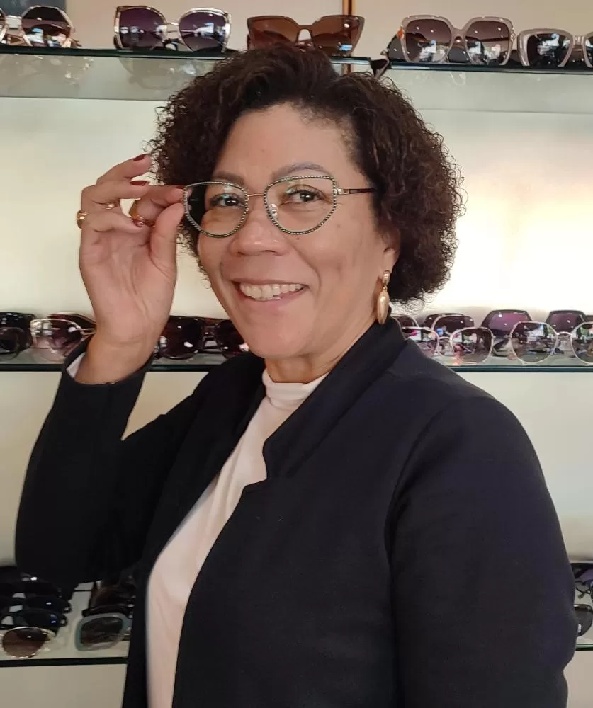 Ivone Barbosa é sócia proprietária da Ótica DaVisão. Foto: João Livi