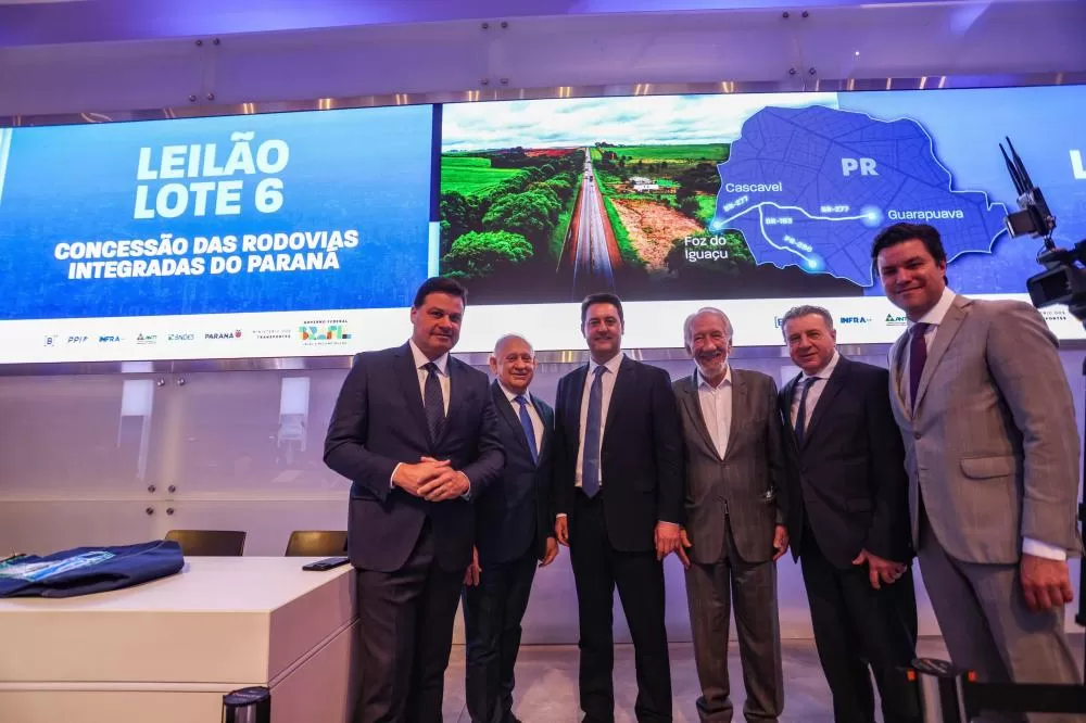 O leilão na B3 foi prestigiado por autoridades paranaenses.Foto: Jonathan Campos/AEN