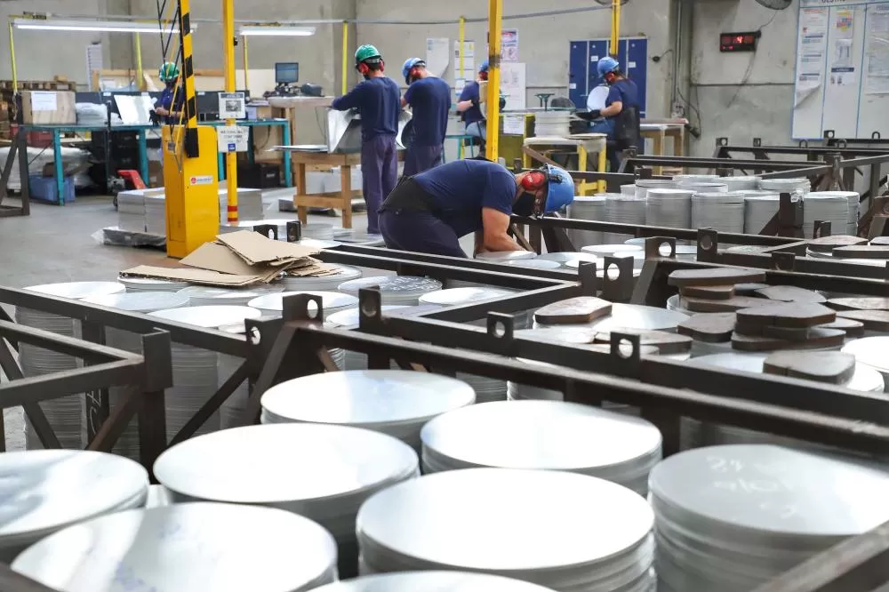 Paraná fecha 2024 com 4ª maior economia, desemprego em baixa e alta capacidade de pagamento. Foto: José Fernando Ogura/Arquivo AEN