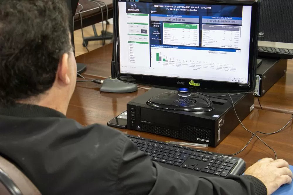 Mais de 25 mil empresas são beneficiadas com Selo do Baixo Risco nos primeiros 10 meses de vigência de decreto. Foto: Fabio Dias/EPR