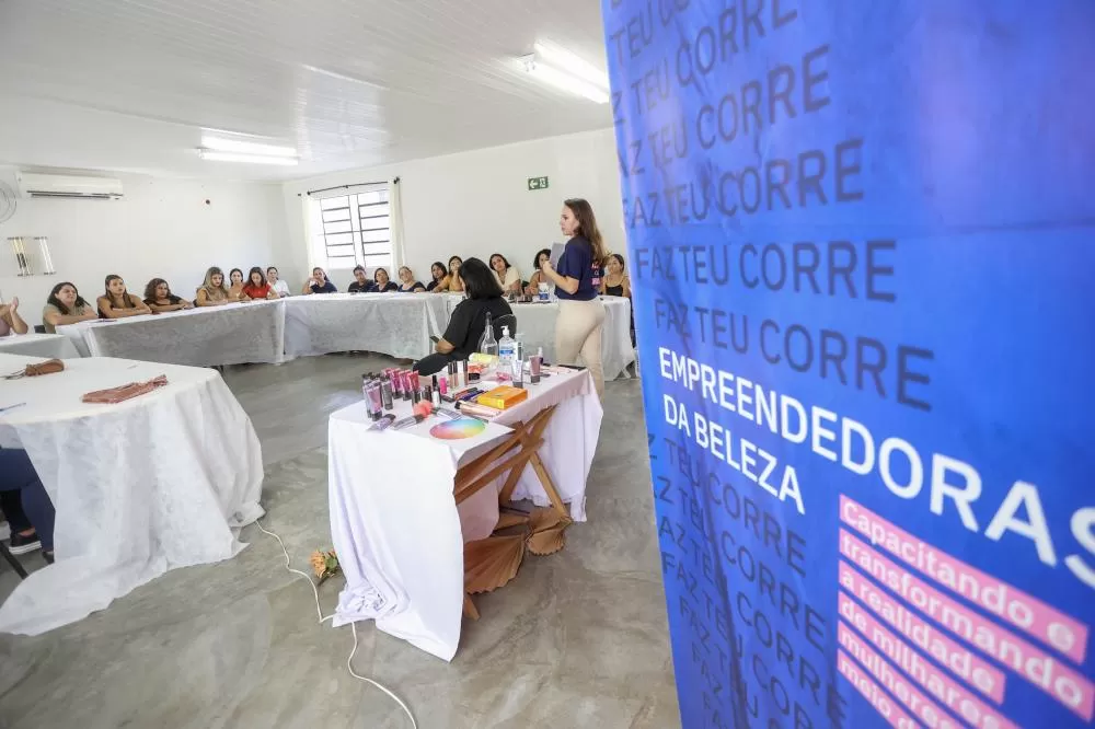 Com investimento de R$ 25,2 milhões, Estado leva qualificação profissional aos 399 municípios. Foto: Gilson Abreu/AEN