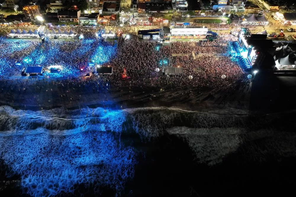 O show de Jota Quest foi um dos destaques do Verão Maior Paraná. Foto: Jonathan Campos/AEN 