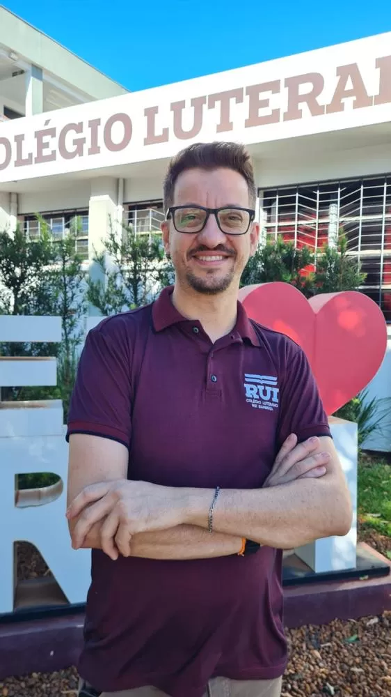 Fabiano Carlos Cassimiro assumiu a coordenação do Ensino Fundamental II e Médio do Colégio Luterano Rui Barbosa. Foto: Divulgação