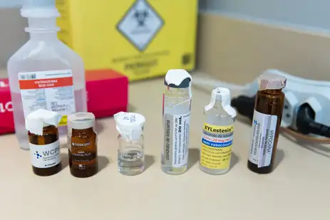 Anvisa encontrou produtos abertos e armazenados de forma incorreta. Foto: Anvisa/Divulgação