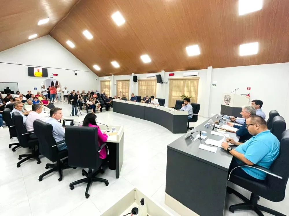 Na sessão desta segunda-feira os vereadores aprovaram a proposta de aumento aos servidores municipais. Foto: Cristiano Viteck