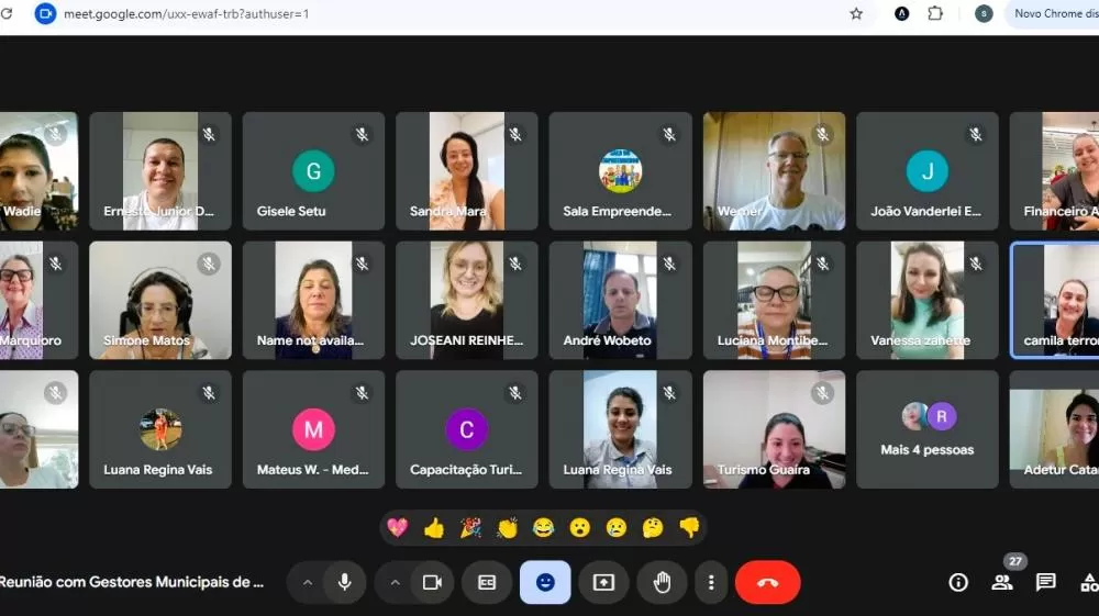 O encontro virtual reunindo dirigentes de turismo dos 19 municípios que integram a entidade. Imagens: Divulgação