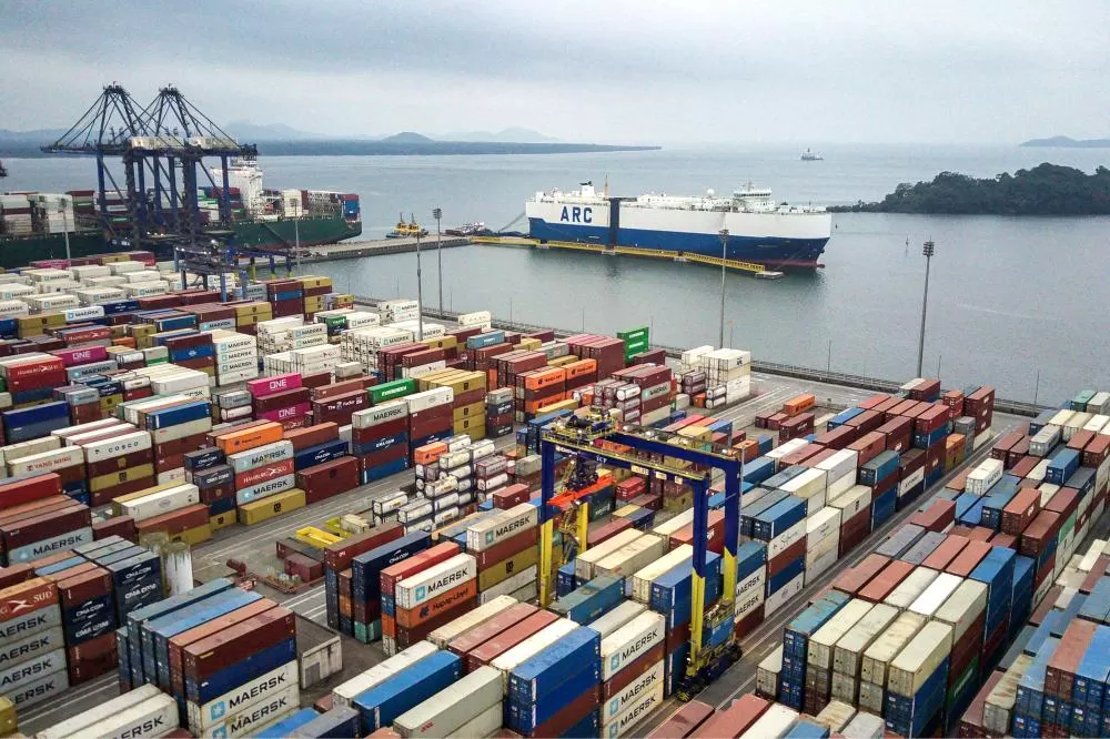 Porto de Paranaguá amplia capacidade de movimentação de contêineres com novo calado. (Foto: Claúdio Neves/Portos do Paraná)