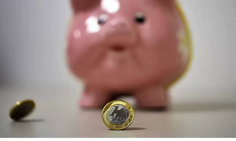 O saldo da caderneta de poupança ficou menor no mês de fevereiro. (Foto: Marcello Casal JrAgência Brasil)