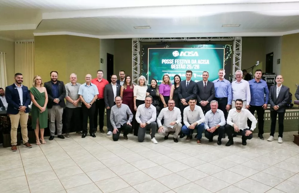 Nova diretoria da Acisa, empossada na sexta-feira. (Fotos: Assessoria/Acisa)