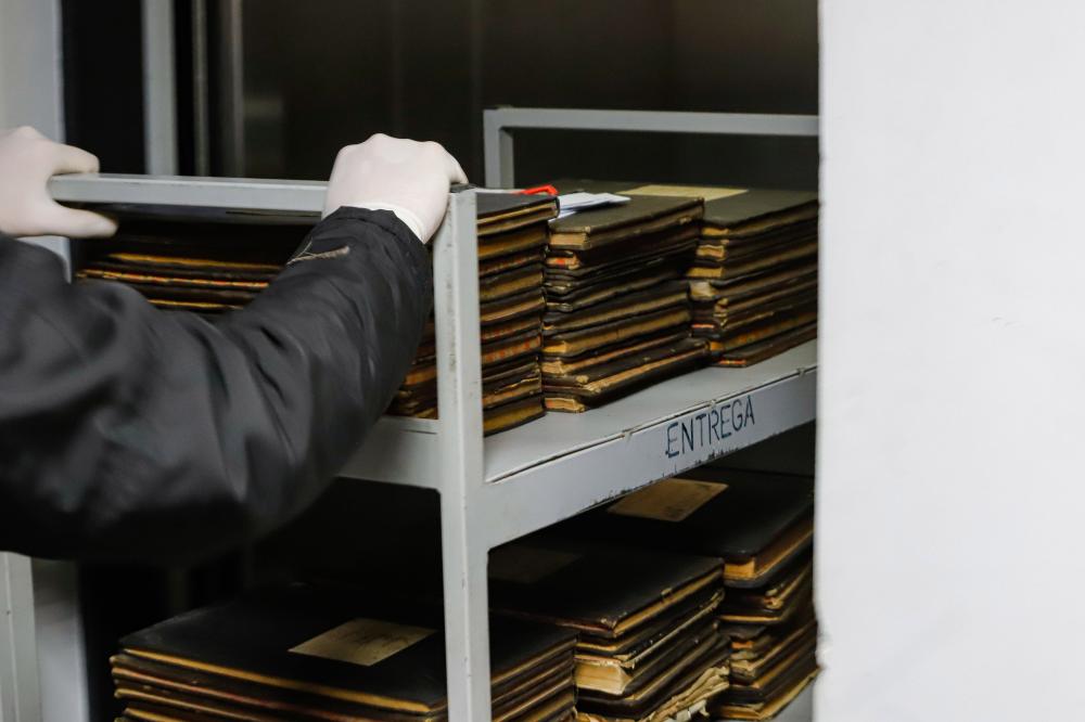 Em nova exposição, Arquivo Público do Paraná narra jornada dos imigrantes no Estado Foto: Roberto Dziura Jr/AEN