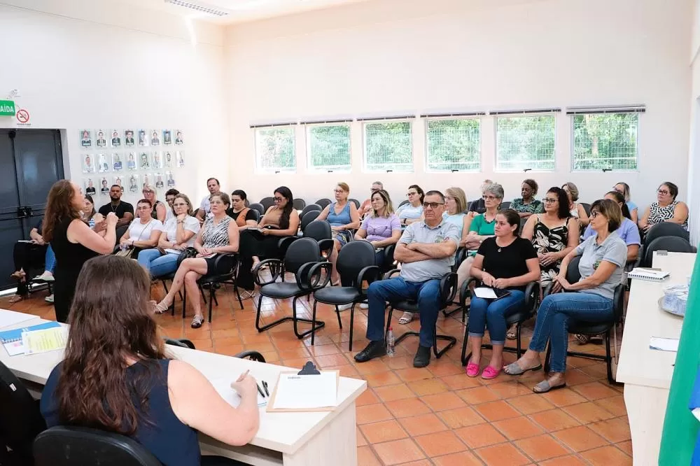 O encontro realizado pela Rede de Artesanato Lindeiro. (Foto: Assessoria/Lindeiros)