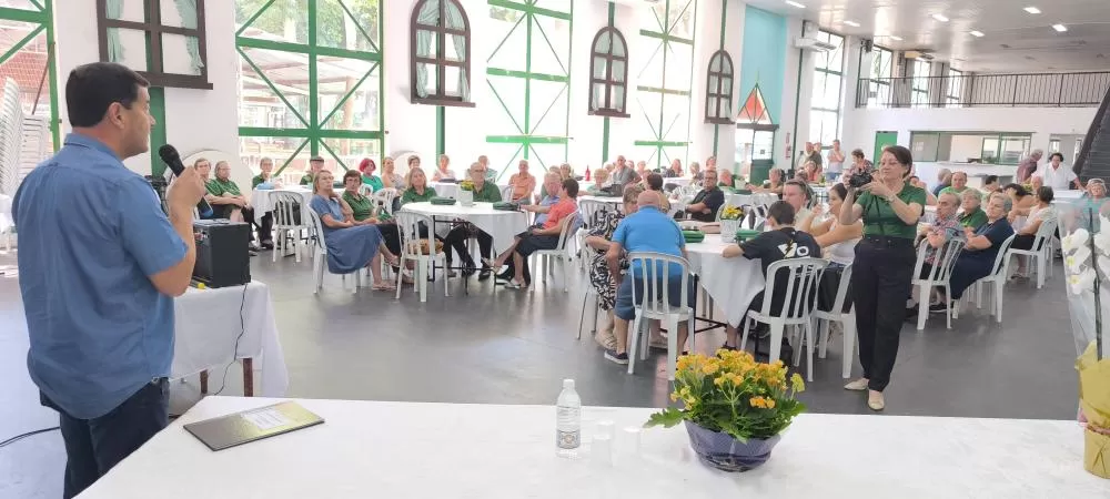 O vereador coronel Welyngton falou sobre os crimes virtuais. (Fotos: João Livi)