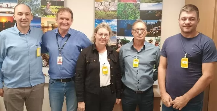 Fábio Alexandre Regelmeier, Gilmar Secco, Sandra Lamb, Rudi Bahr e Carlos Eduardo Kozerski. (Foto: Divulgação)