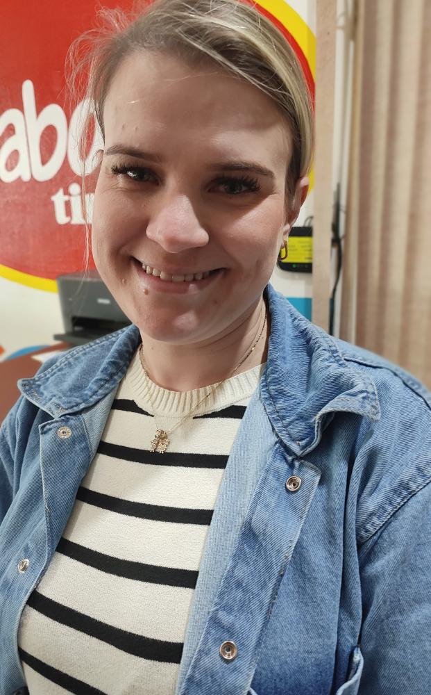 Karine Vitt é domadora no Lions Clube de Marechal Cândido Rondon. Foto: João Livi