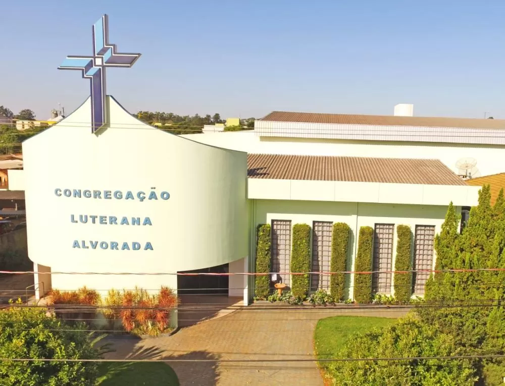 Igreja sede da Comunidade Evangélica Luterana Alvorada, de Marechal Cândido Rondon. (Fotos: Arquivo Pessoal)