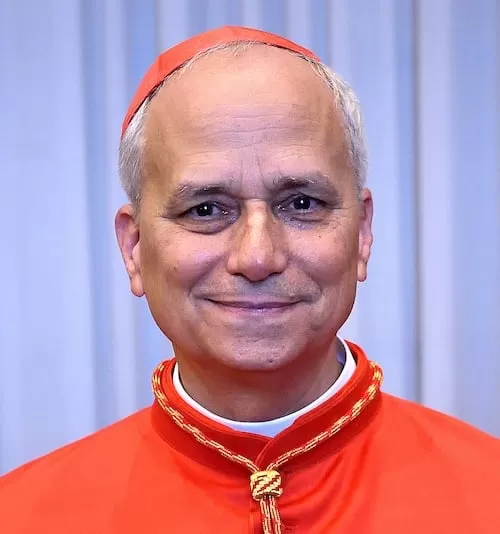 Da Ordem de Santo Agostinho, Robert Francis Prevost nasceu em 14 de setembro de 1955, em Chicago, Illinois
