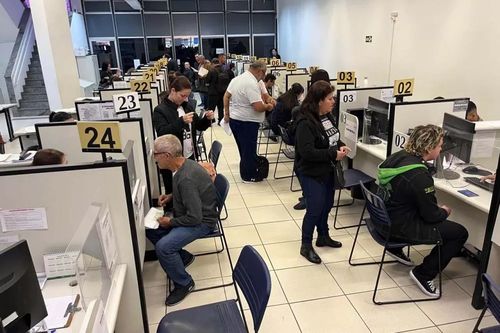 Quem procura emprego encontra boas oportunidades no Paraná. Foto: SETR