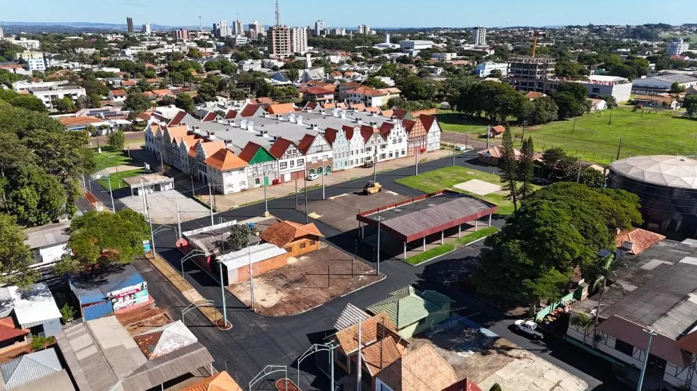 Obras avançam no parque de exposições de Marechal Rondon: nova malha viária, drenagem e calçamento estarão prontos até julho de 2025. (Foto: Assessoria/Prefeitura)