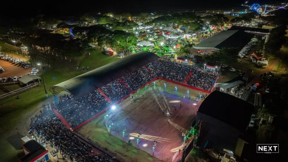 Um grande público prestigiou o primeiro dia da Expo Palotina 2025. (Foto: Assessoria/Prefeitura)