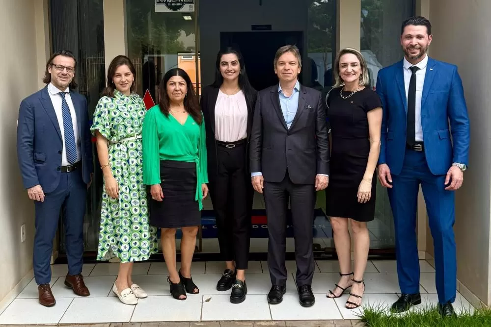 Roberson Neri Costa, Fernanda Meyer, Nair Galles, Aline Silva, Luiz Fernando Casagrande Pereira, Catia Regina Priesnitz e Leandro Marcondes da Silva. (Foto: Divulgação)