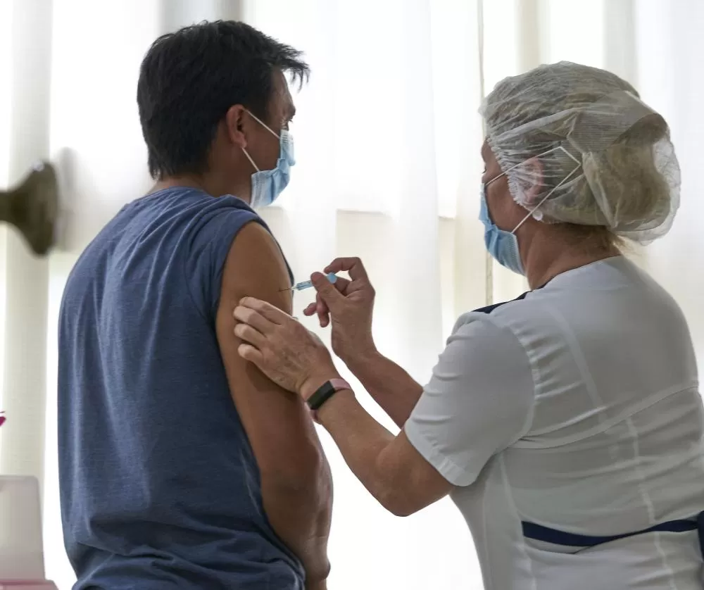 Mesmo fora das ações pontuais como a deste sábado, a população pode buscar a vacina contra a gripe em qualquer uma das UBSs do município. 