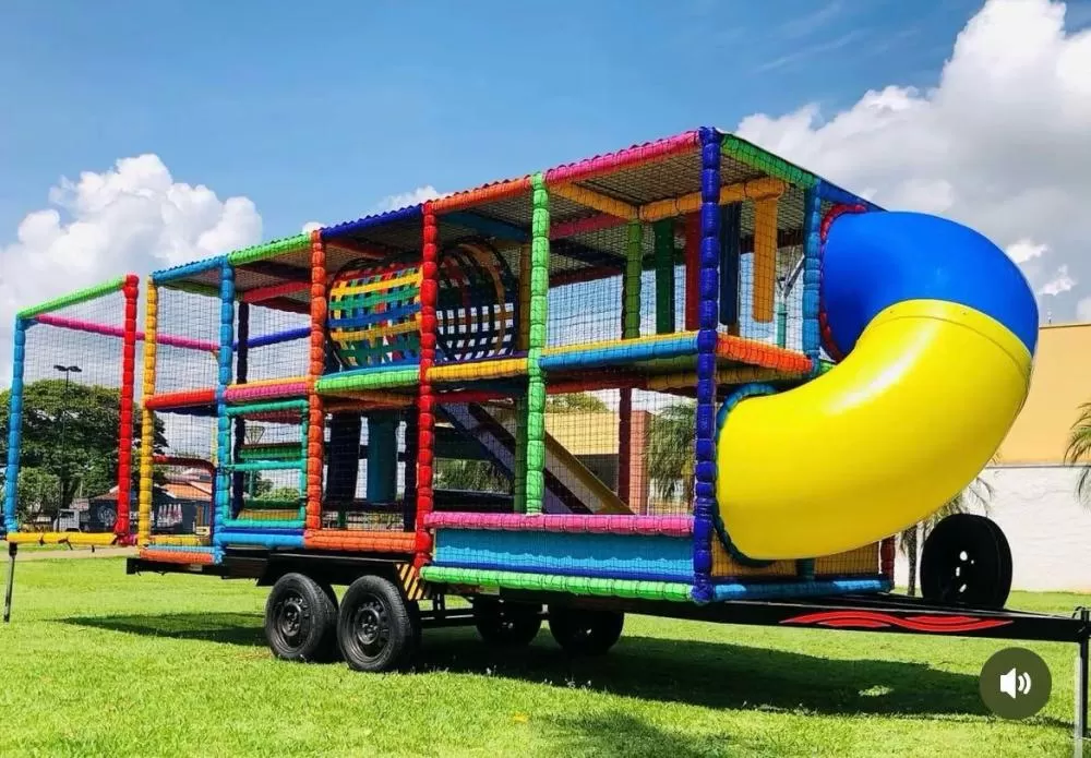 Carreta Planeta Kidplay oferece diversão completa e segura para até 15 crianças ao mesmo tempo. (Foto: Divulgação)