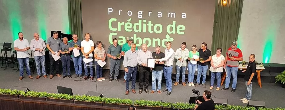 Produtores rurais recebem benefício financeiro por práticas sustentáveis no Programa Crédito de Carbono da Copagril. (Foto: João Livi)