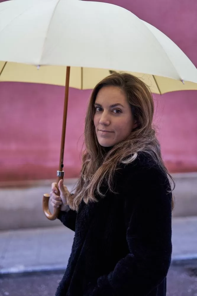 Frente fria se aproxima do Paraná e muda o clima no fim de semana, trazendo chuva e ventos fortes para várias regiões do Estado.