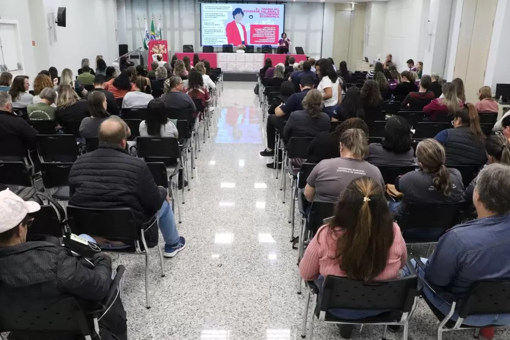Conferência reuniu lideranças e comunidade para construir diretrizes de fortalecimento das políticas públicas para as mulheres em Marechal Rondon. (Foto: Assessoria/Prefeitura)