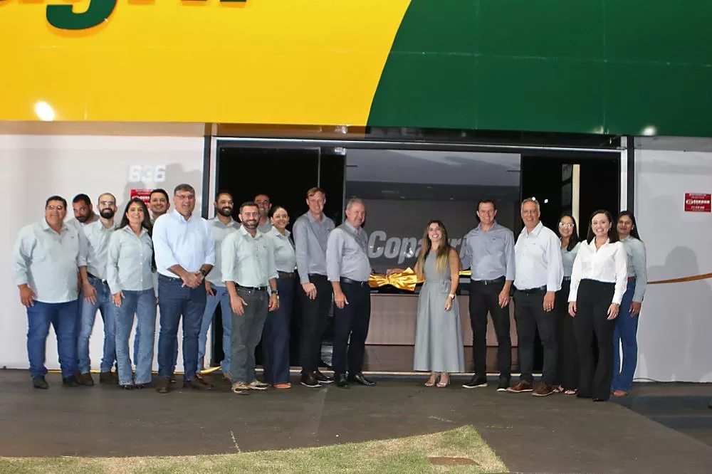 Nova Loja Agropecuária da Copagril em Sidrolândia é inaugurada com presença de autoridades, cooperados e parceiros, marcando um novo capítulo da expansão no Mato Grosso do Sul. (Foto: Assessoria/Copagril)