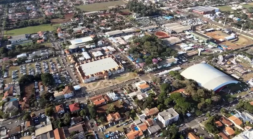 Imagem aérea da região do Parque de Exposições de Marechal Cândido Rondon onde acontecerá a Expo Rondon 2025. (Foto: Assessoria/Prefeitura)