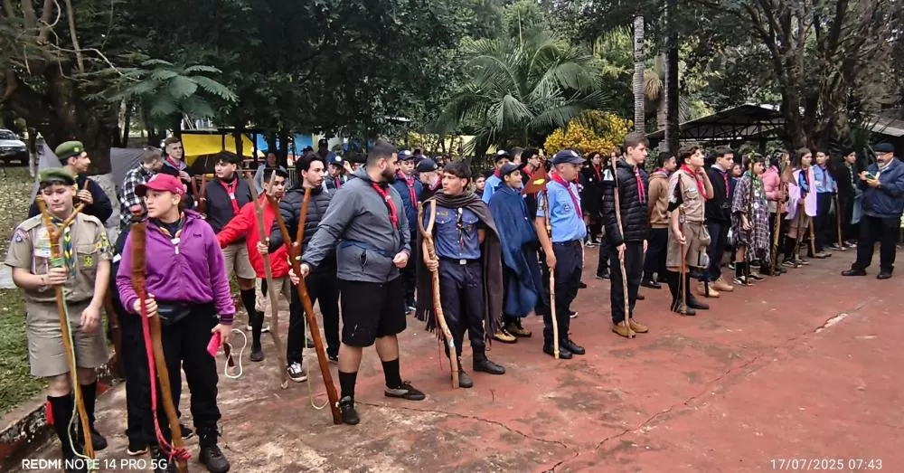 Escoteiros de diversas nacionalidades durante atividade de patrulha no CIP2025 no Clube de Campo Roda D’Água. (Foto: Assessoria/Prefeitura Municipal)