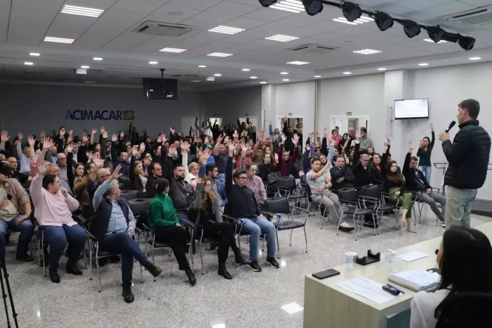 Comunidade rondonense aprova revitalização da avenida Maripá durante audiência pública na Acimacar. (Foto: Assessoria)