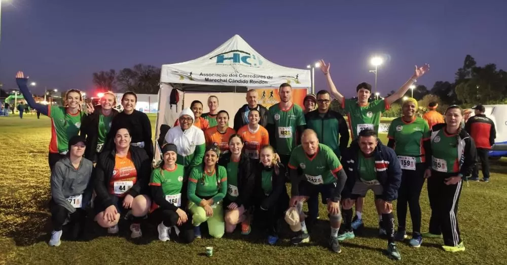 Atletas da Acorre Rondon comemoram pódios conquistados na Corrida e Caminhada Noturna ADOSP, em Palotina. (Foto: Divulgação)