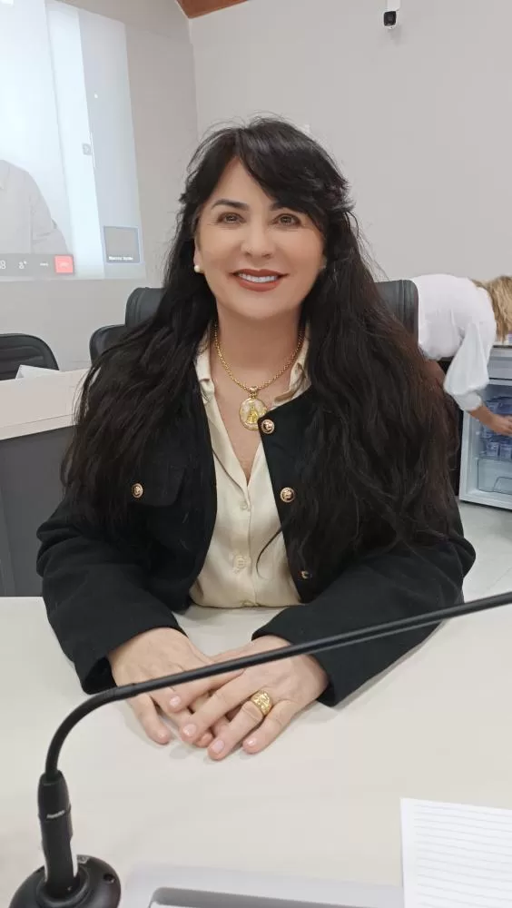 Vereadora Tânia Maion durante sessão da Câmara. Foto: Assessoria)