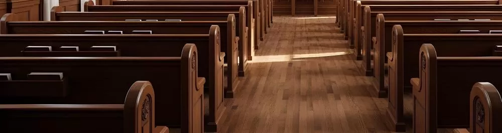 Quatro projetos de lei tratam da renovação da concessão de áreas pertencentes ao Município para igrejas. 