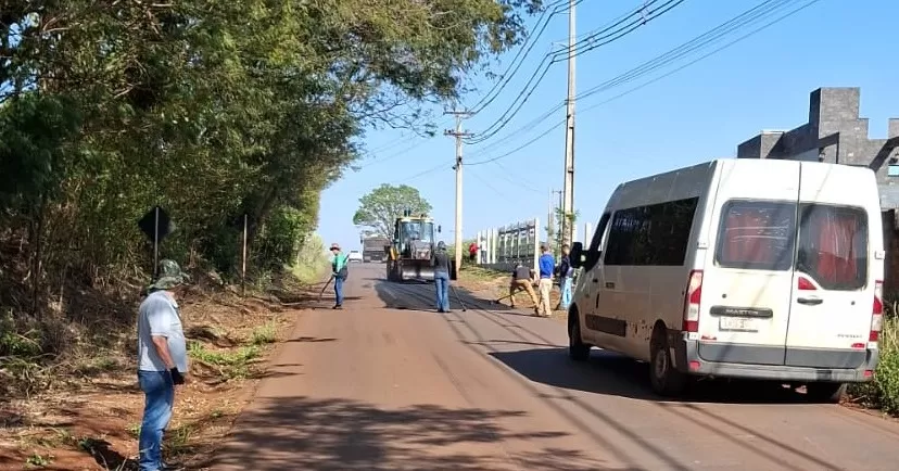 Máquinas e equipes atuam na rodovia entre Marechal Rondon e Margarida; motoristas devem redobrar a atenção. (Foto: Assessoria)