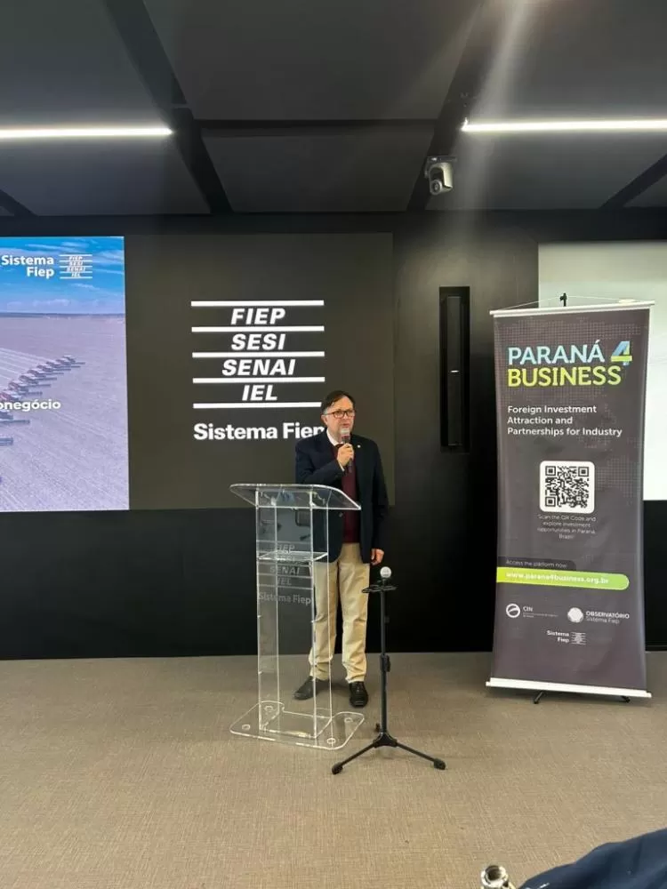 Vice-presidente da Fiep, Marcos Dybas, durante a abertura da rodada internacional de negócios que encerrou o V Seminário de Negócios Internacionais. (Foto: Fiep)