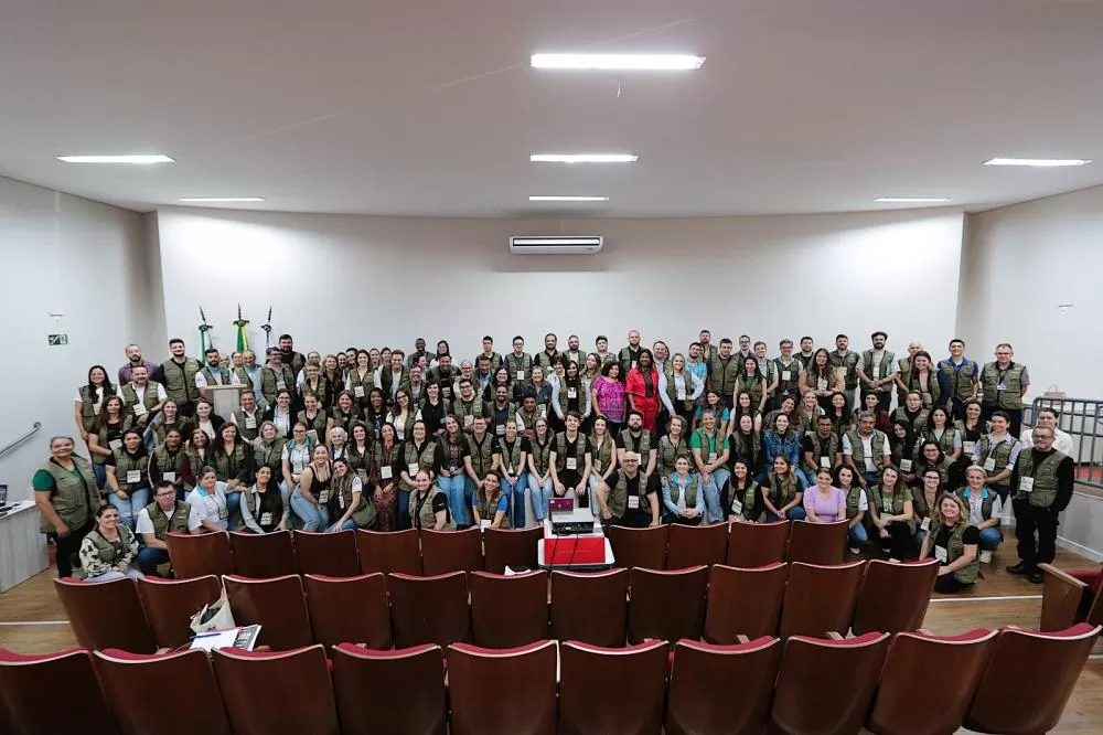 Reunião de alinhamento do Convênio Linha Ecológica reuniu gestores de 48 municípios lindeiros ao Lago de Itaipu. (Foto: Assessoria)