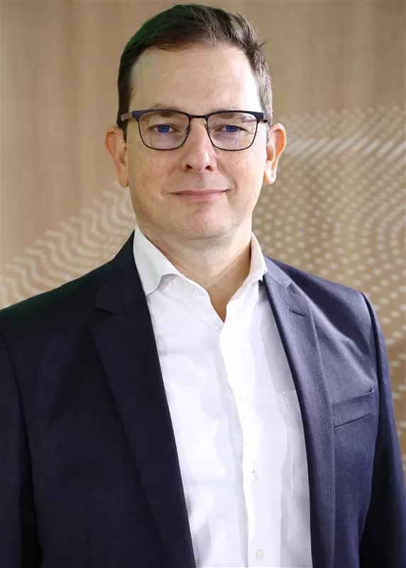 O diretor-presidente do Banco Cooperativo Sicredi, César Bochi, celebra o marco de 3 mil agências no Brasil e destaca que cada ponto de atendimento é um espaço de relacionamento humano e de fortalecimento das comunidades. (Foto: Divulgação/Sicredi)