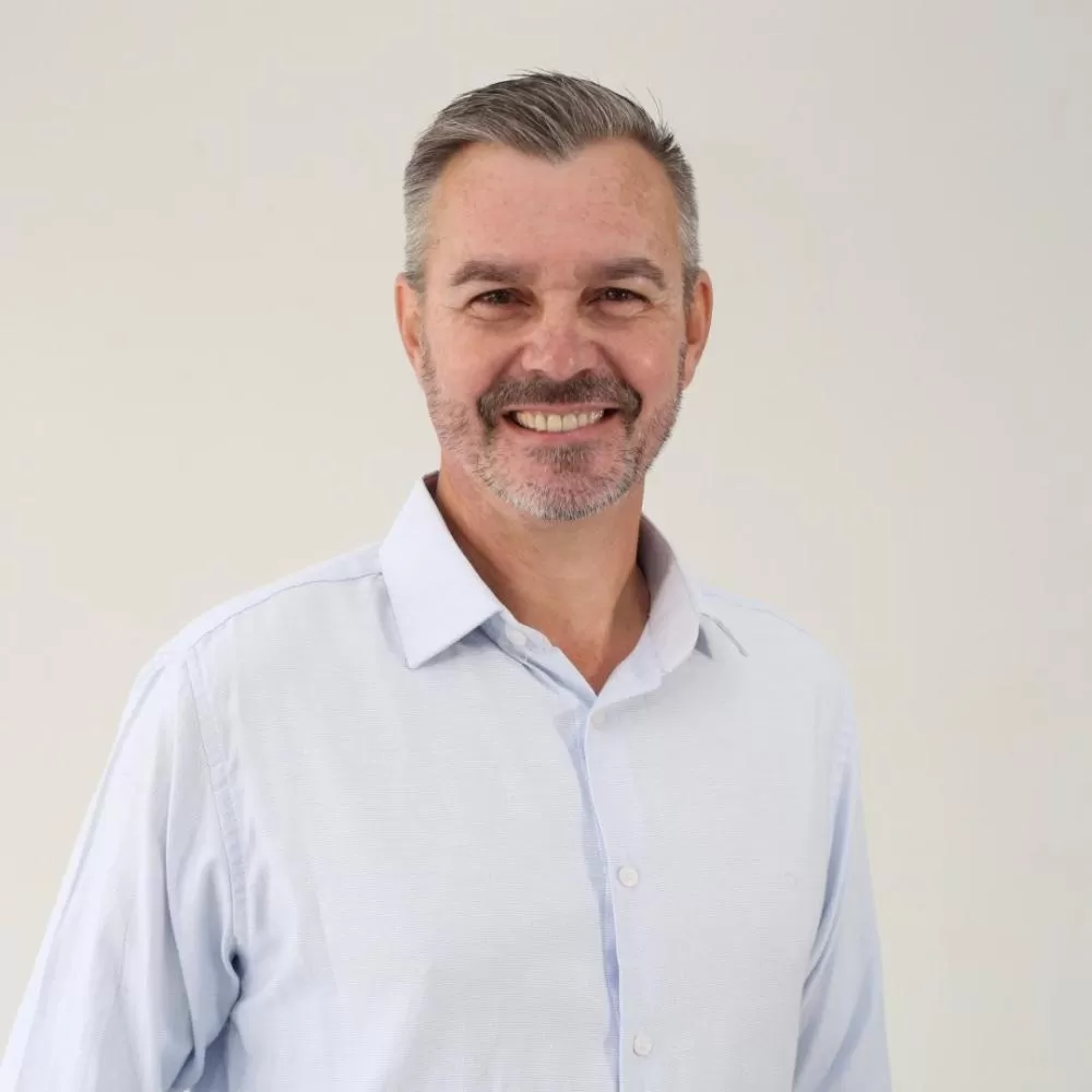 Vereador Sargento Spohr apresentou indicações para reforçar a segurança no trânsito e melhorar a mobilidade urbana em diferentes bairros de Marechal Rondon. (Foto: Arquivo Pessoal)