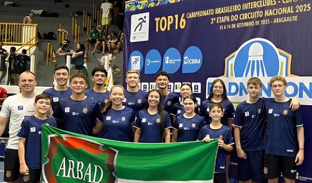 Delegação rondonense celebra conquistas em Aracaju: seis medalhas garantidas no Circuito Nacional de Badminton, com 1 ouro, 2 pratas e 3 bronzes. (Foto: Divulgação)