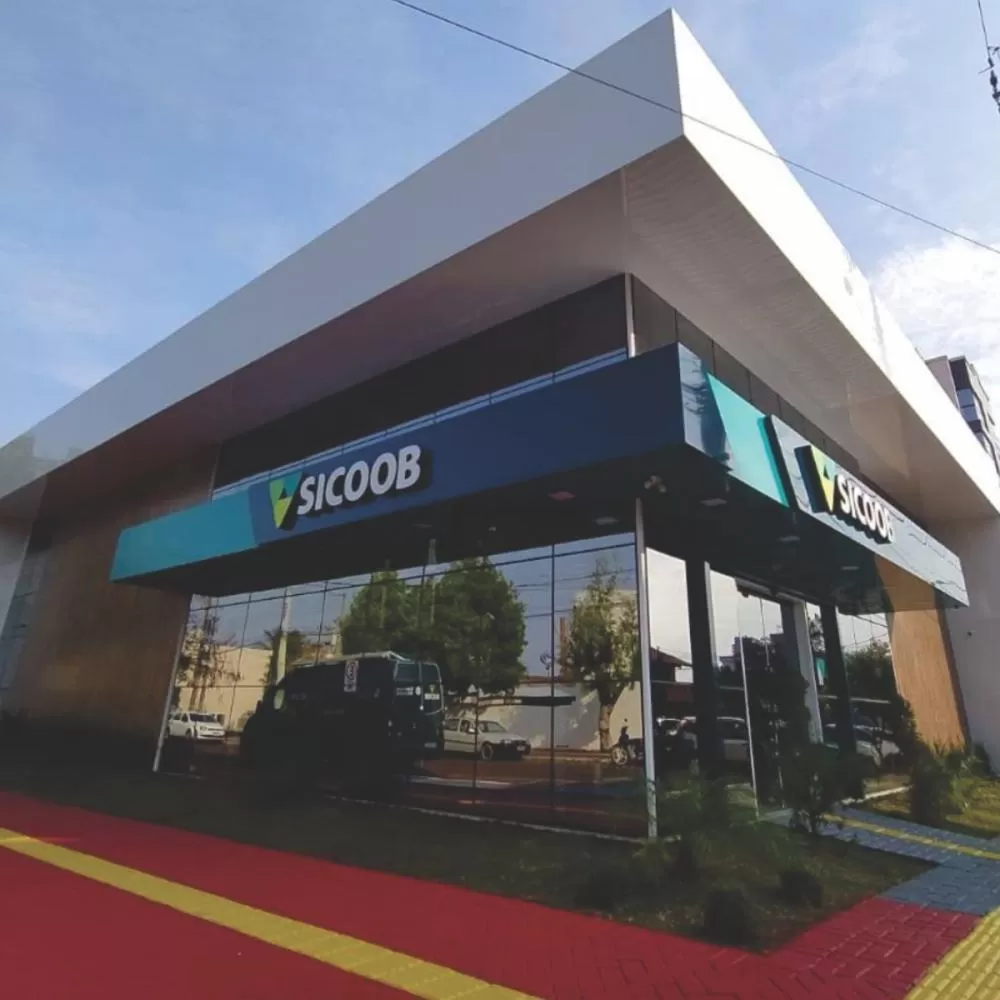 Sicoob conquista destaque no anuário Valor 1000 e se consolida entre as maiores instituições financeiras do Brasil. (Foto: Divulgação)