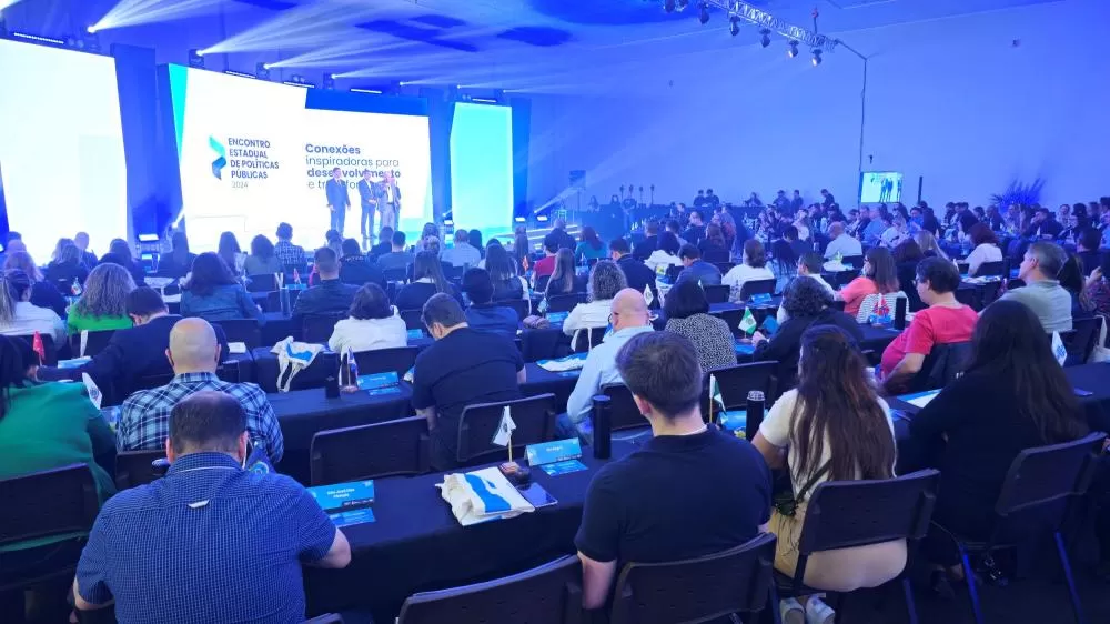 Lideranças municipais e agentes de desenvolvimento reúnem-se no PRacelerar 2025 para debater inovação, sustentabilidade e inteligência artificial na gestão pública. (Foto: Divulgação)