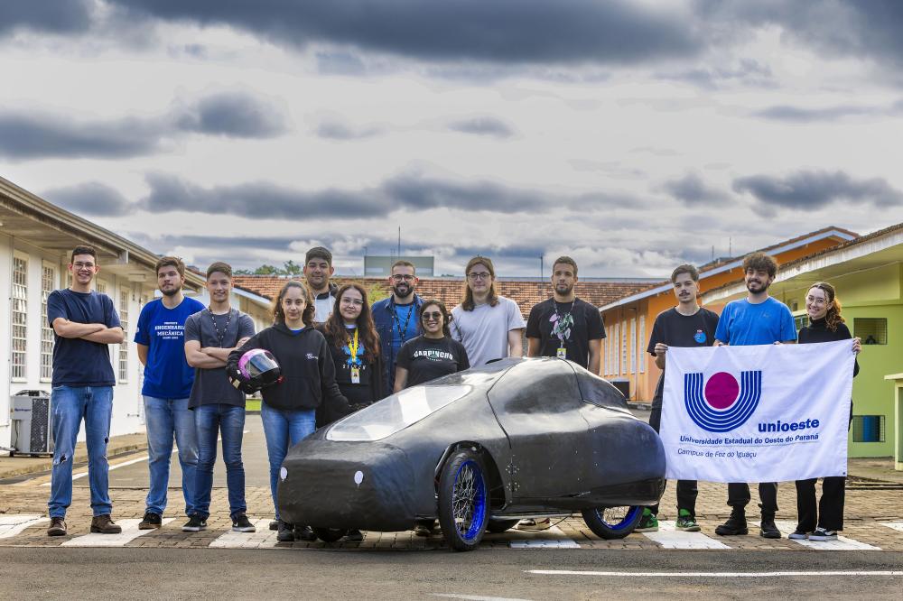 Estudantes da Unioeste levam carro movido a hidrogênio para a Shell Eco-marathon 2024. Foto: Unioeste