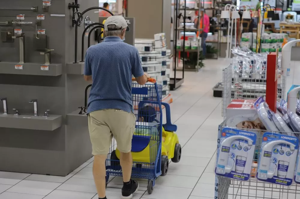 Empreendedores paranaenses ganham agilidade com processos digitais que reduzem o tempo para abertura de empresas no Estado. (Foto: Divulgação)