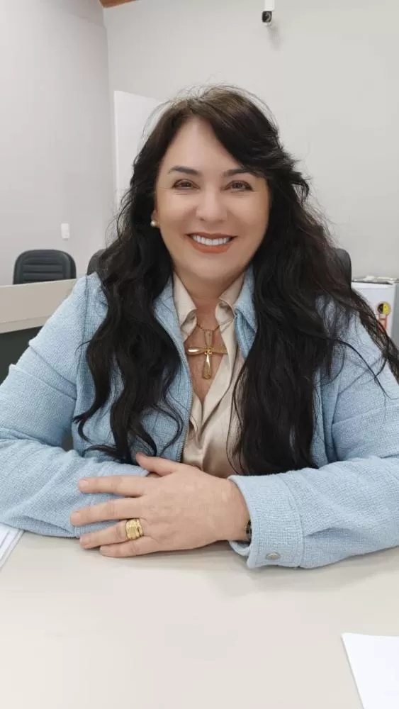 Vereadora Tania Aparecida Maion durante a sessão da Câmara de Marechal Cândido Rondon. (Foto: Divulgação/Câmara Municipal)