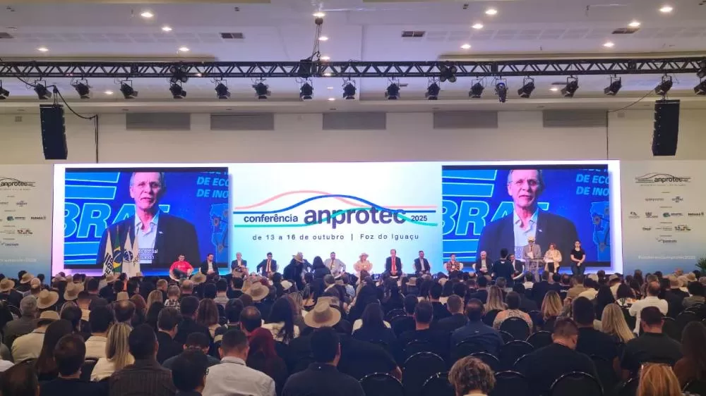 Abertura da 35ª Conferência Anprotec reúne mais de mil participantes em Foz do Iguaçu, consolidando o Paraná como polo de inovação. (Foto: Silvio Vers)